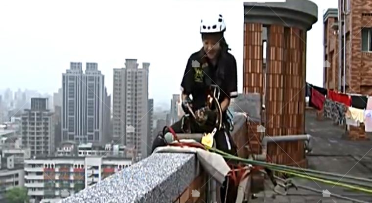 瑪克斯關係企業台灣蜘蛛人 瑪克斯關係企業台灣蜘蛛人,圖片引用自:三立新聞/新聞深一度節目畫面