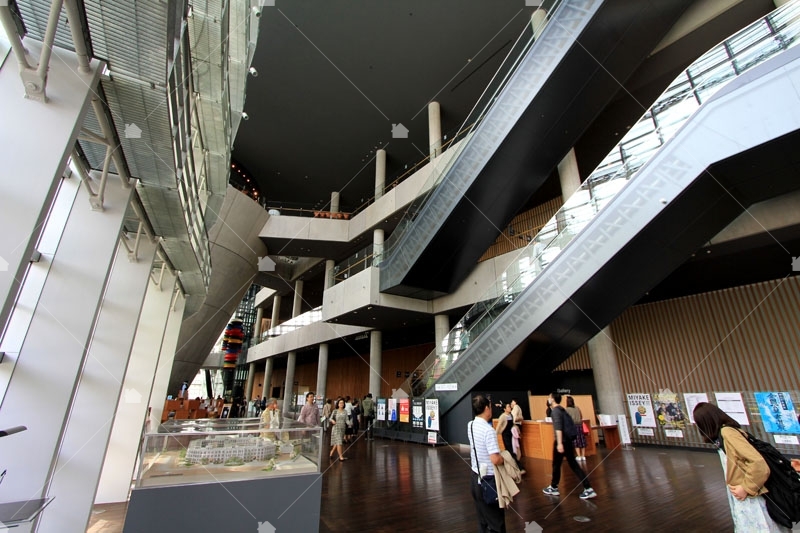 東京【國立新美術館】