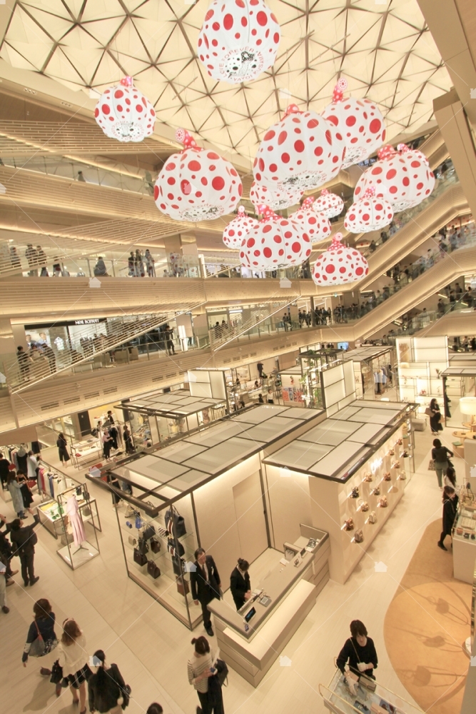 東京
 GINZA SIX