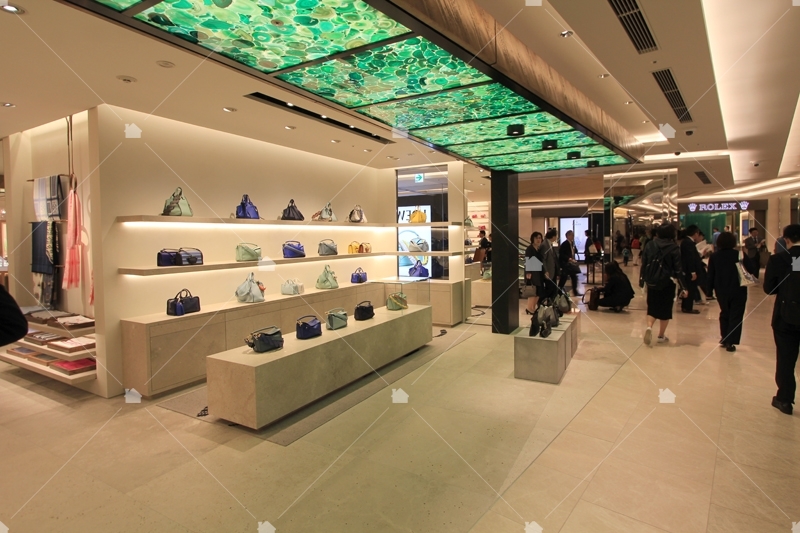 東京
 GINZA SIX